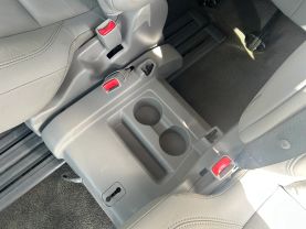 2018 TOYOTA SIENNA VAN V6, 3.5 LITER XLE MINIVAN 4D