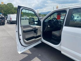2019 FORD F250 SUPER DUTY CREW CAB 8FT KNAPHEIDE SERVICE BED TRUCK SERVICE/UTILITY TRUCKS V8, 6.2 LITER XL PICKUP 4D - Eddies Auto Sales