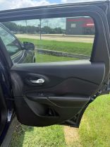 2016 Jeep Cherokee - Image 13