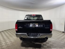 2015 RAM 1500 CREW CAB PICKUP V8, HEMI, 5.7 LITER SLT PICKUP 4D 5 1/2 FT