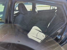2017 Toyota Prius - Image 12