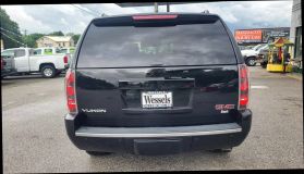 2014 Gmc Yukon Denali Sport Utility 4d - Image 4