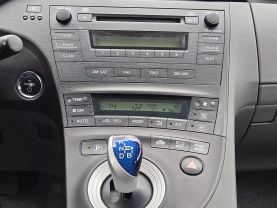 2010 Toyota Prius - Image 21