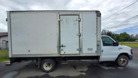 2012 FORD E150 PASSENGER PASSENGER V8, 4.6 LITER XL VAN 3D