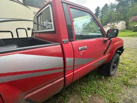 1988 Toyota Pickup - Image 14