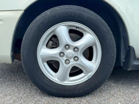 2004 FORD TAURUS SEDAN V6, 3.0 LITER SE SEDAN 4D