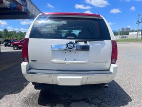 2011 CADILLAC ESCALADE SUV V8, FLEX FUEL, 6.2 LITER SPORT UTILITY 4D