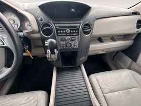2012 Honda Pilot Lx Sport Utility 4d - Image 11