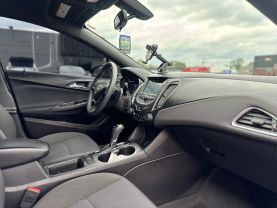 2018 CHEVROLET CRUZE SEDAN 4-CYL, TURBO, 1.4 LITER LT SEDAN 4D
