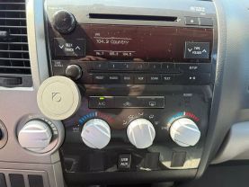 2013 TOYOTA TUNDRA CREWMAX PICKUP V8, FLEX FUEL, 5.7 LITER PICKUP 4D 5 1/2 FT