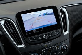 2023 Chevrolet Malibu - Image 25