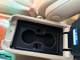 1999 LEXUS LX SUV V8, 4.7 LITER LX 470 SPORT UTILITY 4D