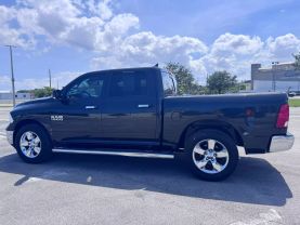 2017 RAM 1500 CREW CAB
