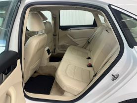 2014 VOLKSWAGEN PASSAT