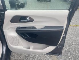 2019 CHRYSLER PACIFICA