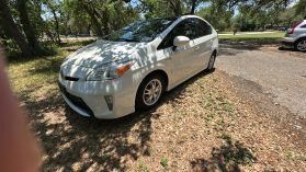 2014 Toyota Prius - Image 2