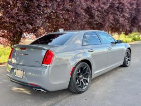 2019 CHRYSLER 300 SEDAN V6, 3.6 LITER 300S SEDAN 4D
