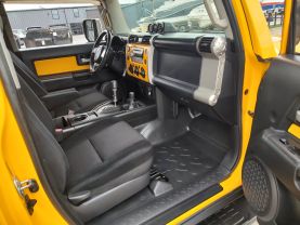 2007 TOYOTA FJ CRUISER SUV V6, 4.0 LITER SPORT UTILITY 2D