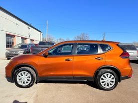2017 NISSAN ROGUE SUV 4-CYL, 2.5 LITER SV SPORT UTILITY 4D