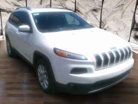 2016 JEEP CHEROKEE SUV V6, 3.2 LITER LATITUDE SPORT UTILITY 4D