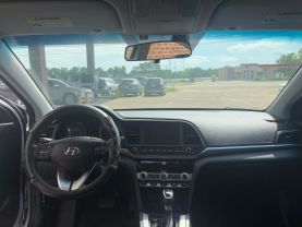 2020 HYUNDAI ELANTRA SEDAN 4-CYL, 2.0 LITER SE SEDAN 4D
