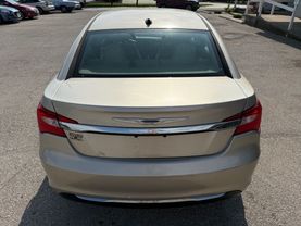 2013 CHRYSLER 200