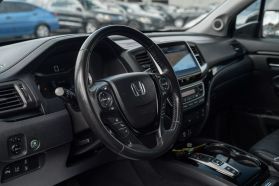 2017 HONDA PILOT SUV V6, I-VTEC, 3.5 LITER ELITE SPORT UTILITY 4D