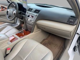 2010 TOYOTA CAMRY SEDAN 4-CYL, 2.5 LITER XLE SEDAN 4D