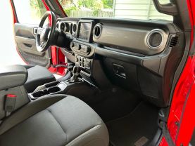 2018 JEEP WRANGLER UNLIMITED SUV V6, 3.6 LITER ALL NEW SAHARA SPORT UTILITY 4D