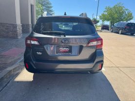 2018 SUBARU OUTBACK WAGON 4-CYL, PZEV, 2.5 LITER 2.5I PREMIUM WAGON 4D