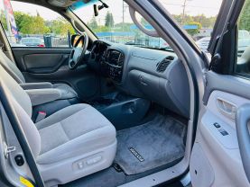 2005 TOYOTA SEQUOIA