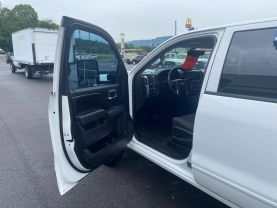 2016 CHEVROLET SILVERADO 3500 HD CREW CAB DRW GOOSENECK PICKUP TRUCKS V8, TURBO DSL, 6.6L LT PICKUP 4D 6 1/2 FT - Eddies Auto Sales