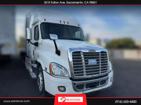 2015 FREIGHTLINER CASCADIA - 15.6L ENGINE 600 HP CA125SLP SLEEPER