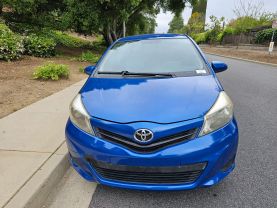2012 TOYOTA YARIS LE HATCHBACK 3D