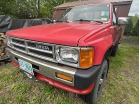 1988 Toyota Pickup - Image 4