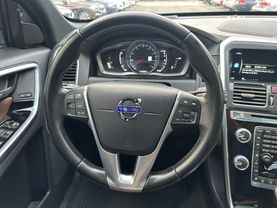 2016 VOLVO XC60