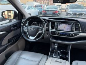 2016 TOYOTA HIGHLANDER SUV V6, 3.5 LITER XLE SPORT UTILITY 4D
