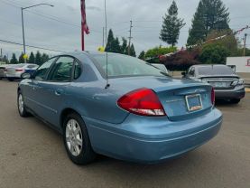 2006 Ford Taurus - Image 4