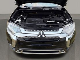 2019 MITSUBISHI OUTLANDER SUV 4-CYL, 2.4 LITER SE SPORT UTILITY 4D