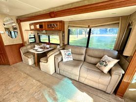Used 2007 GEORGETOWN BY FOREST RIVER GEORGETOWN XL - - 370TS - LA Auto Star located in Virginia Beach, VA