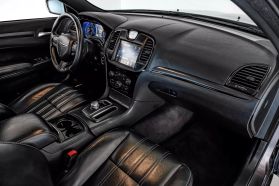 2016 CHRYSLER 300 SEDAN V6, 3.6 LITER 300S SEDAN 4D