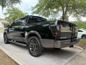 2017 NISSAN TITAN CREW CAB