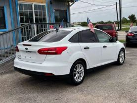 2017 FORD FOCUS
