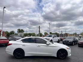 2015 INFINITI Q50