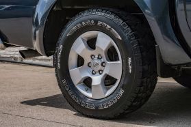 2017 NISSAN FRONTIER CREW CAB PICKUP V6, 4.0 LITER SV PICKUP 4D 5 FT
