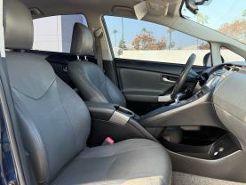 2013 TOYOTA PRIUS HATCHBACK 4-CYL, HYBRID, 1.8 LITER ONE HATCHBACK 4D