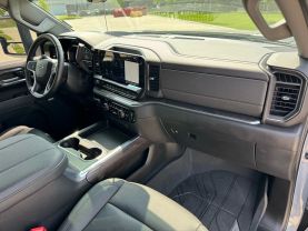 2024 CHEVROLET SILVERADO 3500 HD CREW CAB PICKUP V8, TURBO DIESEL, 6.6 LITER LTZ PICKUP 4D 6 1/2 FT