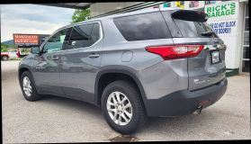 2018 Chevrolet Traverse Ls Sport Utility 4d - Image 3