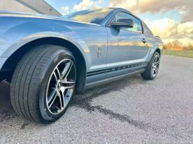 2006 FORD MUSTANG COUPE V6, 4.0 LITER COUPE 2D