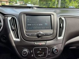 2018 Chevrolet Malibu - Image 14